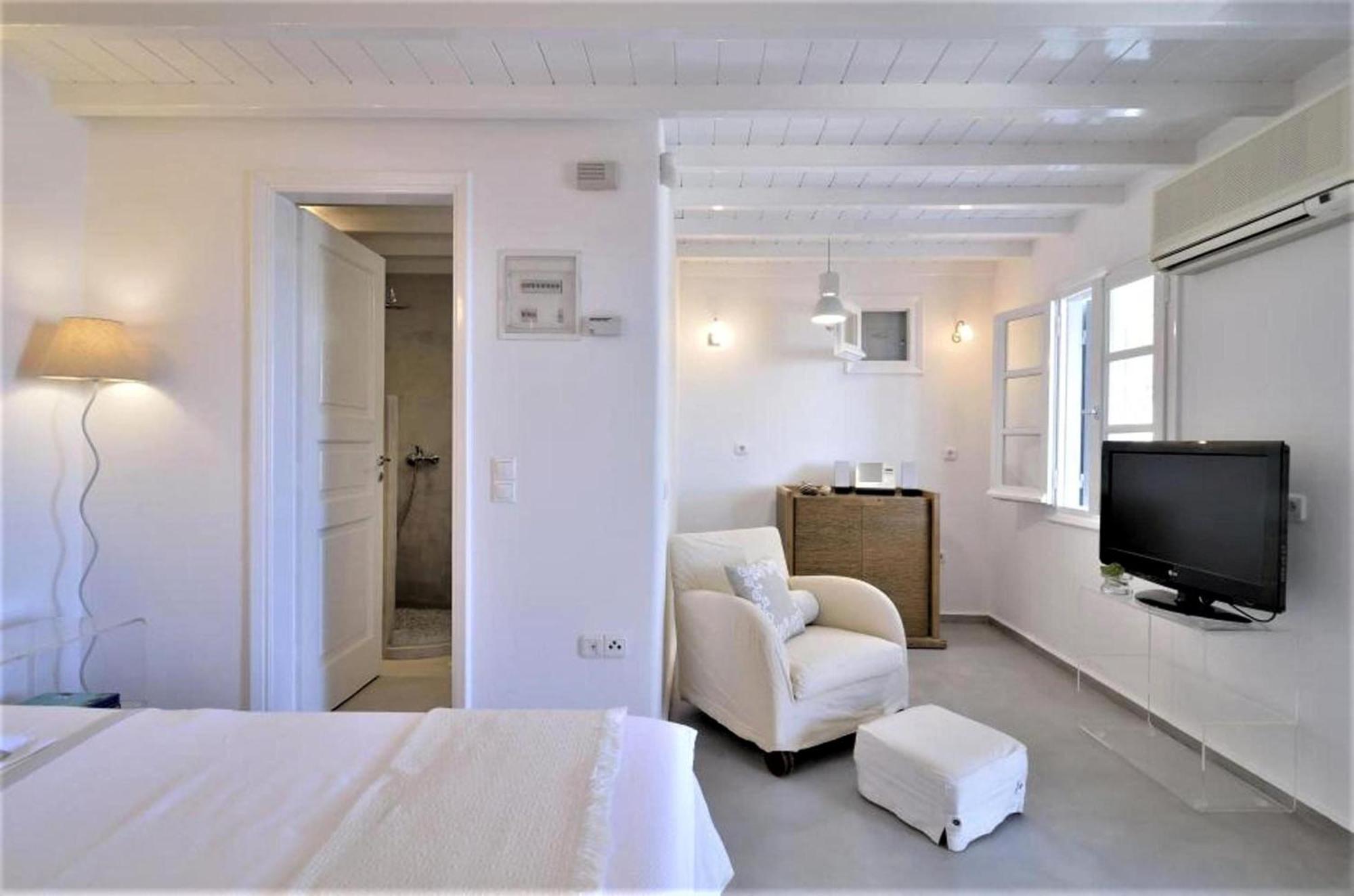 Villa Manu Mykonos Exclusive Luxury Beachside With Private Pool By Quality Brand